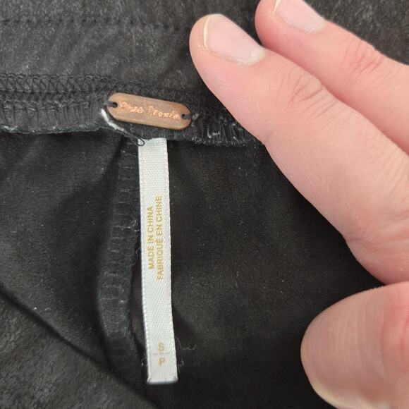 Free People Midnight Vegan Suede Pants S Black Pull On Leggings Stretchy Moto - Picture 5 of 12